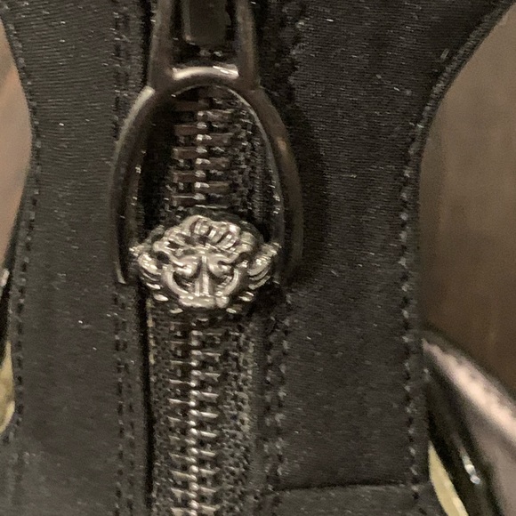 Anne Klein sipper heels - Picture 4 of 5